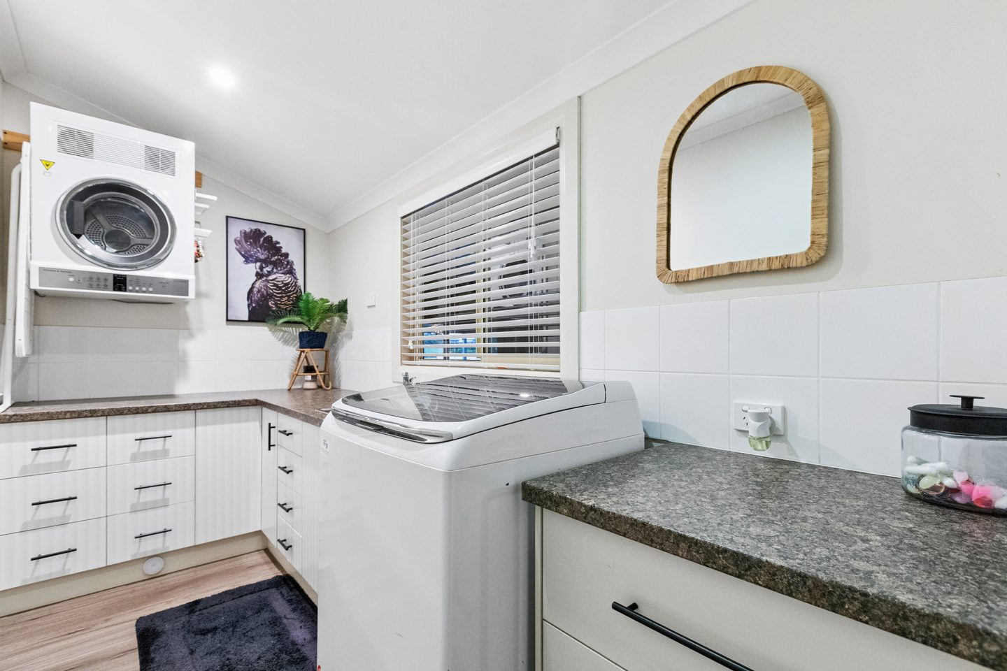 The residence laundry